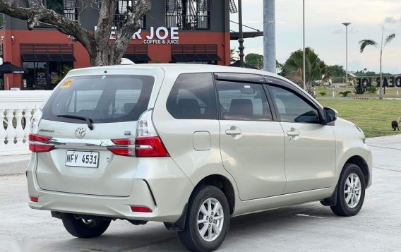 Selling Silver Toyota Avanza 2021 in Parañaque-5
