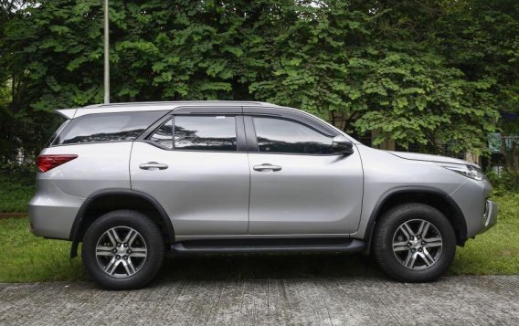 Purple Toyota Fortuner 2018 for sale in Quezon City-2