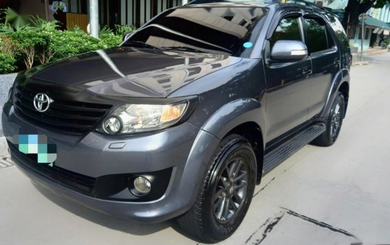 Toyota Fortuner 2.7 (A)-2