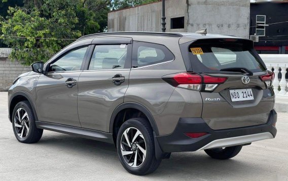 Selling Silver Toyota Rush 2019 in Parañaque-5