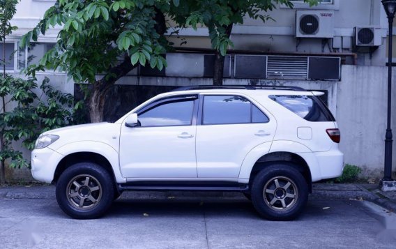 Selling Purple Toyota Fortuner 2006 in Manila-2