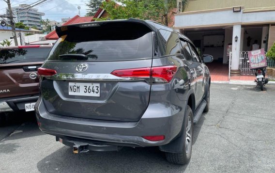 Purple Toyota Fortuner 2020 for sale in Automatic-2