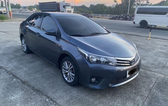Purple Toyota Corolla altis 2015 for sale in Pasay