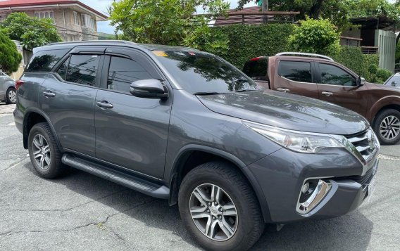 Purple Toyota Fortuner 2020 for sale in Automatic-4