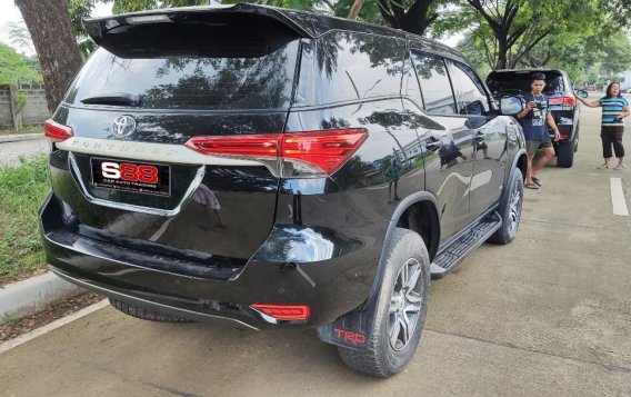 Silver Toyota Fortuner 2021 for sale in Automatic-2
