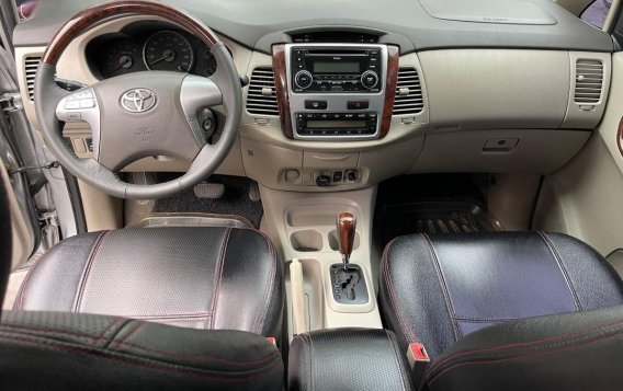 Purple Toyota Innova 2013 for sale in Automatic-7