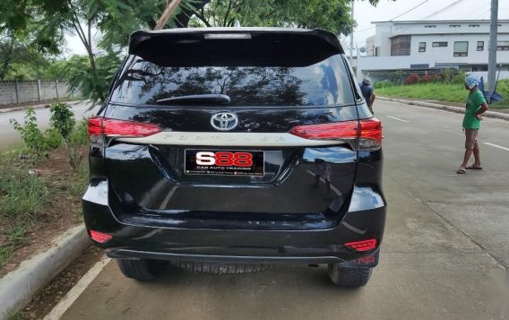 Silver Toyota Fortuner 2021 for sale in Automatic-3