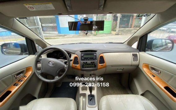 Purple Toyota Innova 2011 for sale in Mandaue-3