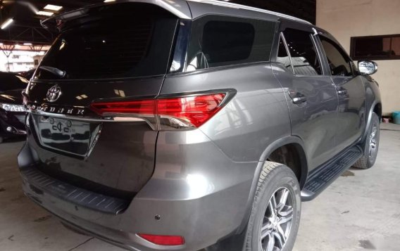 Purple Toyota Fortuner 2018 for sale in Pasig-3