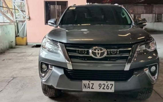 Purple Toyota Fortuner 2018 for sale in Pasig-1