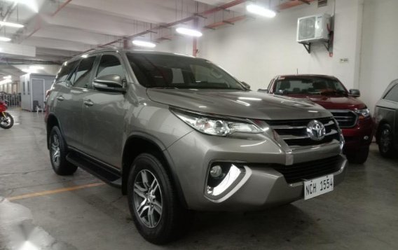 Purple Toyota Fortuner 2016 for sale in Pasig-8