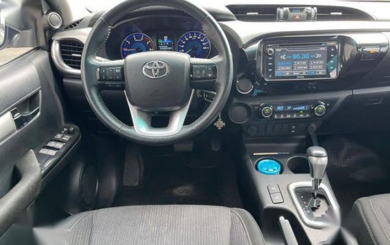 Purple Toyota Hilux 2019 for sale in Pasig-2