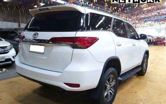 Purple Toyota Fortuner 2018 for sale in Automatic-3