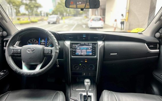 2016 Toyota Fortuner  2.4 G Diesel 4x2 AT in Makati, Metro Manila-15