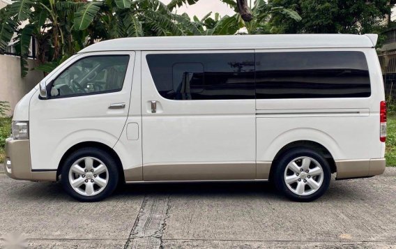 Selling Pearl White Toyota Hiace Super Grandia 2015 in Las Piñas-3