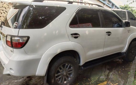 Selling Purple Toyota Fortuner 2008 in Pasig-2