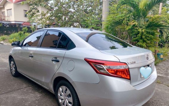 Purple Toyota Vios 2016 for sale in Manual-3