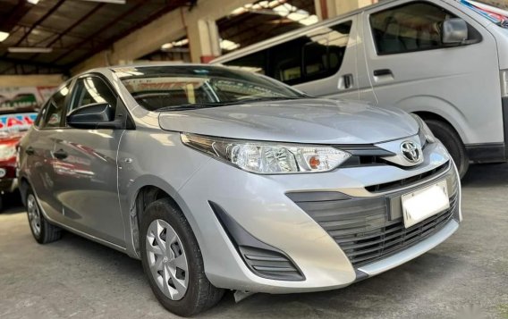 Selling Silver Toyota Vios 2019 in Quezon City-1