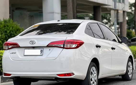 2020 Toyota Vios 1.3 XLE CVT in Makati, Metro Manila-1