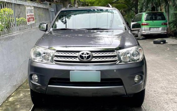 Purple Toyota Fortuner 2010 for sale in Automatic