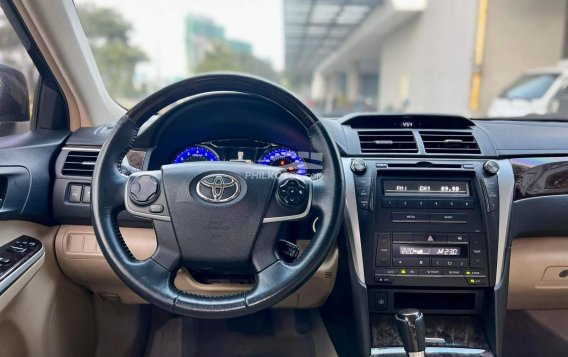 2016 Toyota Camry  2.5V in Makati, Metro Manila-4