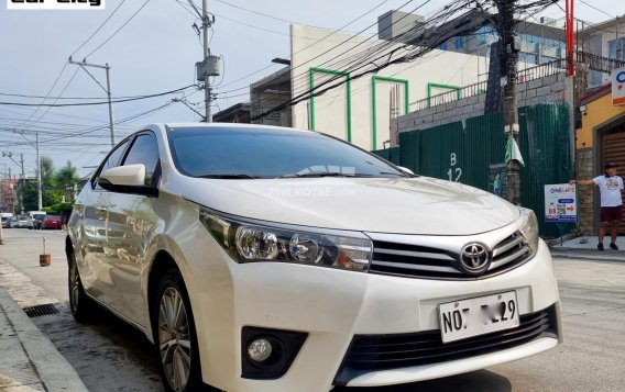 2016 Toyota Corolla Altis  1.6 V CVT in Pasay, Metro Manila-8