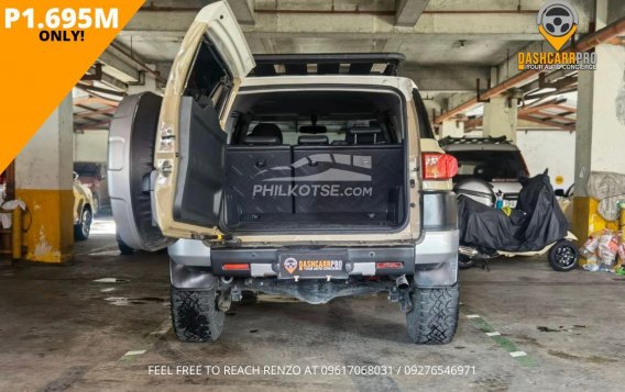 2016 Toyota FJ Cruiser  4.0L V6 in Manila, Metro Manila-14