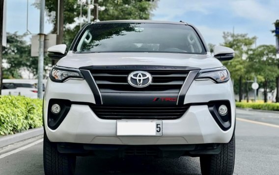 2018 Toyota Fortuner  2.4 G Diesel 4x2 MT in Makati, Metro Manila-8