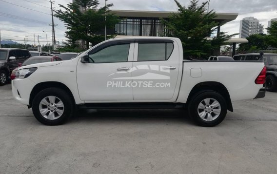 2018 Toyota Hilux in San Fernando, Pampanga-9