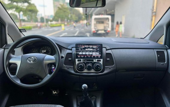 2015 Toyota Innova in Makati, Metro Manila-7