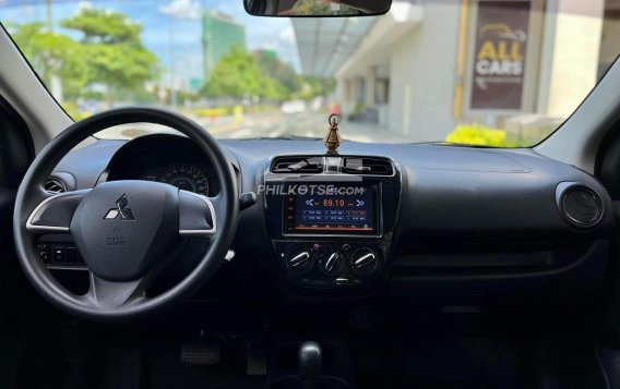 2015 Toyota Innova in Makati, Metro Manila-13