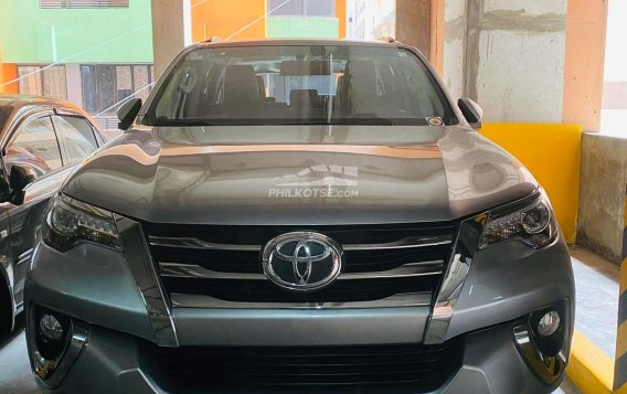 2016 Toyota Fortuner  2.4 V Diesel 4x2 AT in Makati, Metro Manila-7