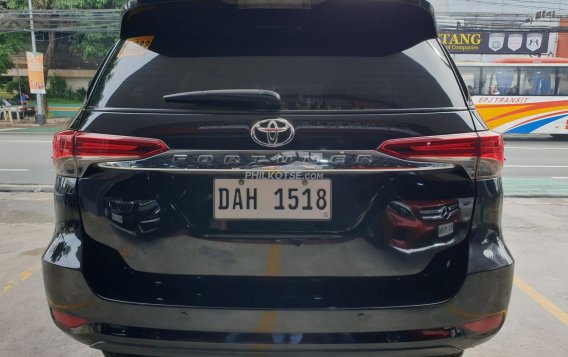 2018 Toyota Fortuner  2.4 G Diesel 4x2 MT in Las Piñas, Metro Manila-11