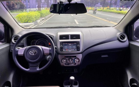 2017 Toyota Wigo  1.0 G MT in Makati, Metro Manila-9