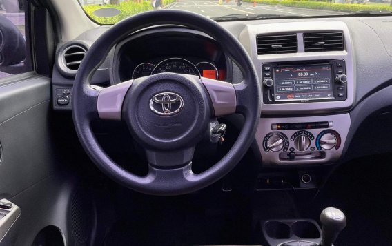 2017 Toyota Wigo  1.0 G MT in Makati, Metro Manila-8