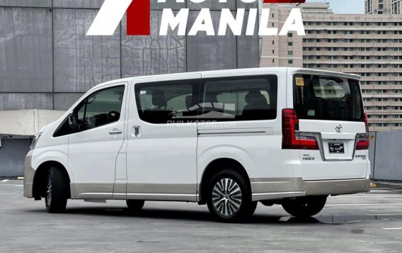 2022 Toyota Hiace Super Grandia in Pasig, Metro Manila-5