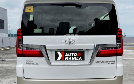 2022 Toyota Hiace Super Grandia in Pasig, Metro Manila-19