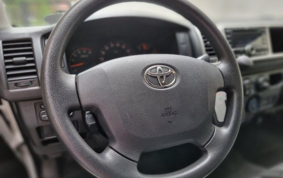 2018 Toyota Hiace  GL Grandia 3.0 A/T 2-Tone in Quezon City, Metro Manila-10