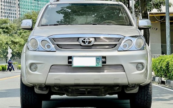 2008 Toyota Fortuner in Makati, Metro Manila-2