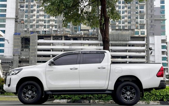 2022 Toyota Hilux  2.4 G DSL 4x2 A/T in Makati, Metro Manila-12