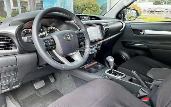 2022 Toyota Hilux in Makati, Metro Manila-9