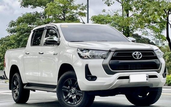 2022 Toyota Hilux in Makati, Metro Manila-8