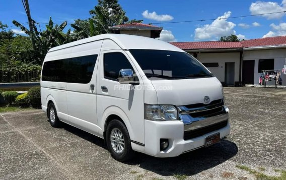 2017 Toyota Hiace Super Grandia in Manila, Metro Manila-1