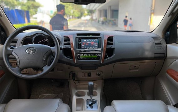 2010 Toyota Fortuner in Makati, Metro Manila-8