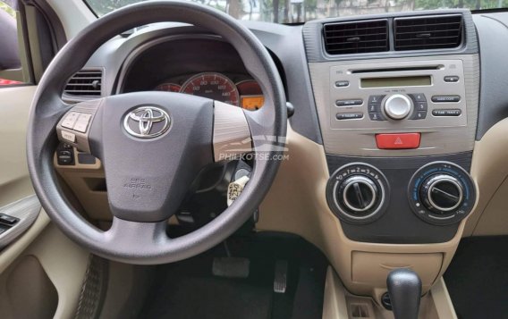 2015 Toyota Avanza  1.5 G AT in Makati, Metro Manila-12