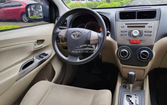 2015 Toyota Avanza  1.5 G AT in Makati, Metro Manila-10