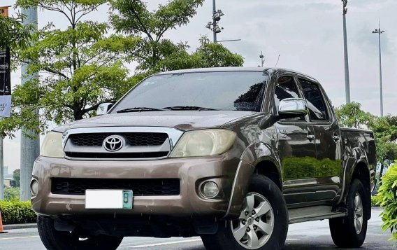 2011 Toyota Hilux in Makati, Metro Manila-5