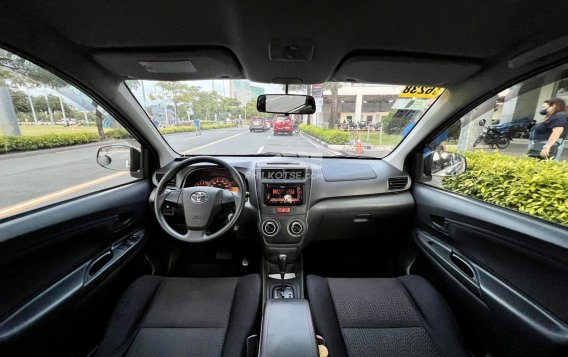 2015 Toyota Avanza  1.3 E A/T in Makati, Metro Manila-10