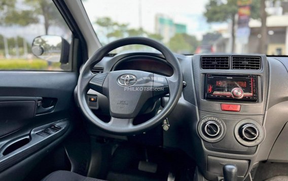 2015 Toyota Avanza  1.3 E A/T in Makati, Metro Manila-3