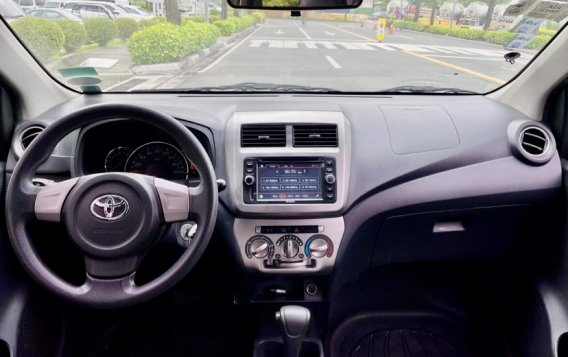 2015 Toyota Wigo  1.0 G AT in Makati, Metro Manila-4